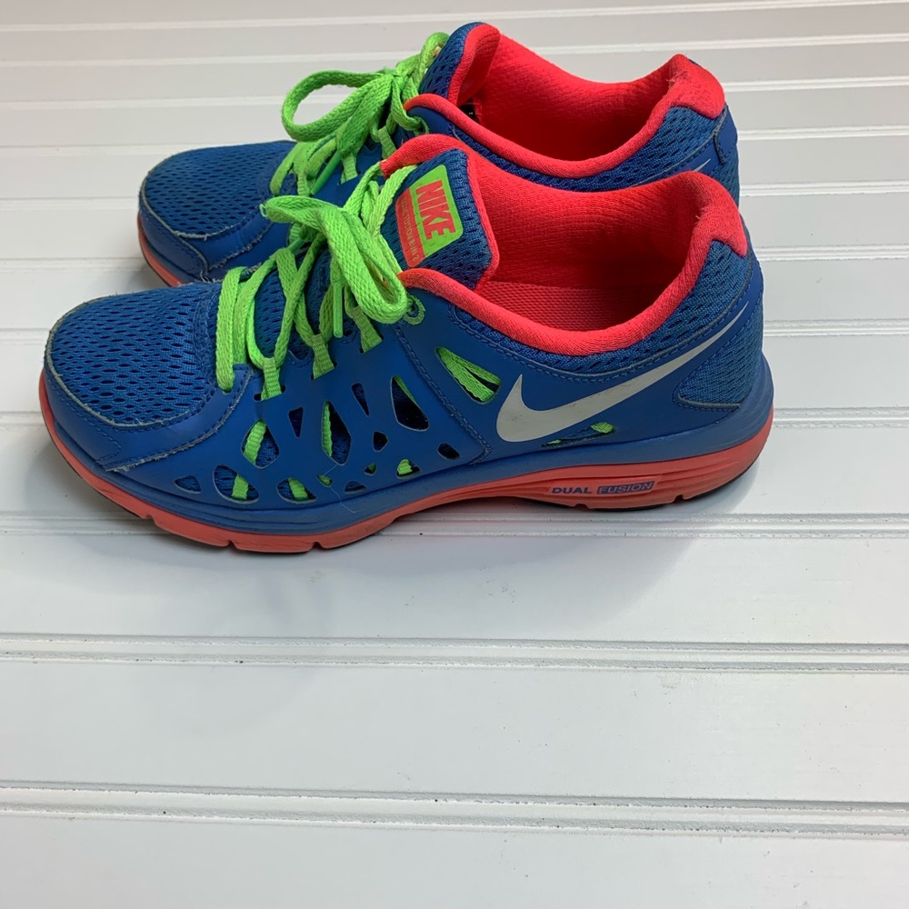 Nike Dual Fusion Run 2 Women Running Shoes
